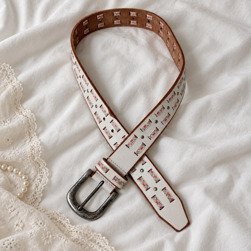 Vintage Floral Leather Belt